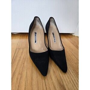 Manolo Blahnik Black Suede 8.5 Pointed Heels Winter Sarah Jessica Parker